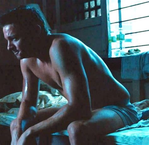 Jeremy Renner Shirtless In Panties Naked Male Celebrities