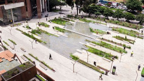 Gallery Of 100 Public Spaces From Tiny Squares To Urban Parks 24