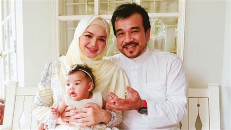 5 years ago5 years ago. Siti Nurhaliza Beri Kabar Bahagia Sedang Hamil Anak Kedua ...