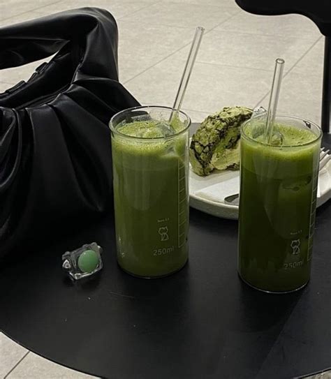 Pin By • 𝐋𝐀𝐑𝐀 • On Eat And Drink In 2021 Aesthetic Food Green