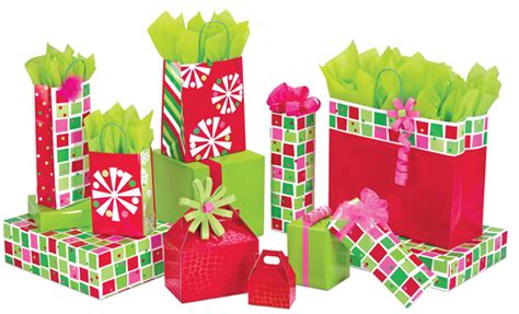 Fast shipping + free personalization! 25 Gift Ideas for Your Family - Courtney DeFeo