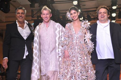 10 Best Indian Fashion Designers You Should Follow In 2017
