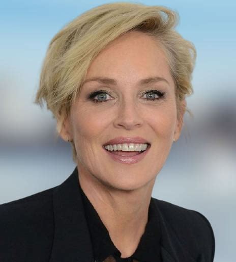 There are various hairstyles for short hair, and all of them are considered to be chic today. 15 Elegant Short Haircuts for Women over 50 in 2021-2022 - Page 6 of 6