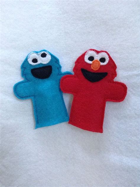 Elmo And Cookie Monster Finger Puppets On Etsy 800 Felt Puppets