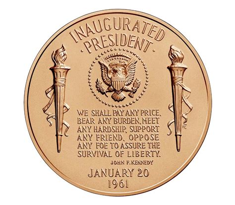 „dincolo de socialism şi capitalism se află distributismul. Médaille - John F. Kennedy - * Jetons * - Numista