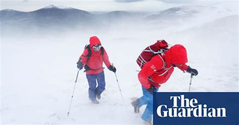 Avalanche Forecasters Work In Blizzard Conditions In Pictures Uk