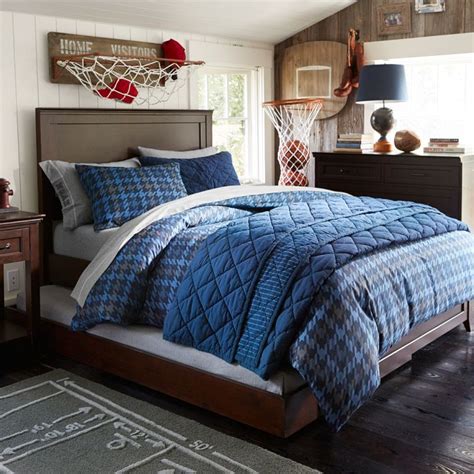 Find luxury home furniture, bathroom accessories, bedding sets, home lights & outdoor furniture at pottery barn. Pottery Barn Teen - Teen Boy's Room | My Boys in 2019 ...