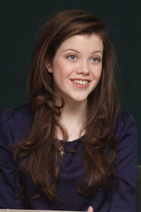 georgie henley from narnia i love her hair annnnnd shes so old now georgie henley pretty