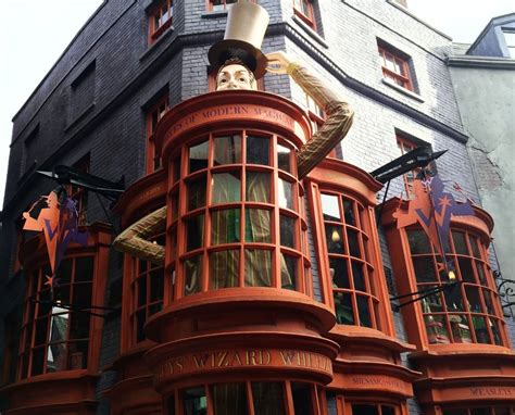 Weasleys Wizard Wheezes In The Wizarding World Of Harry Potter