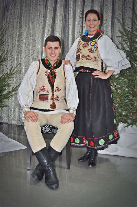 Măieruş Folk Costume Fashion Style