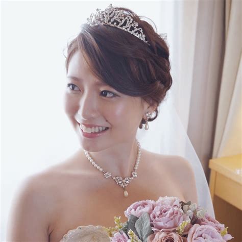 花嫁の髪型【2019年最新】スタイル100選!ウェディングドレスや ...