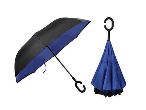 Keep Out The Rain With This Dripless Umbrella