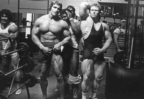 Golden Era Bodybuilding On Twitter Arnold And Ken Waller Pose Off In