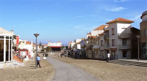 Get the reviews, ratings & list of nearby attractions. Monumentos e Sítios: Torreira