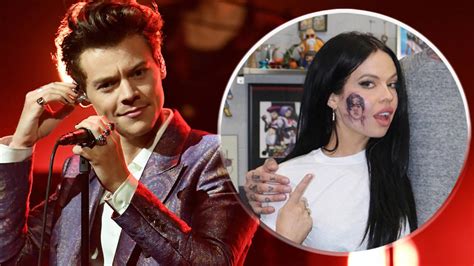 Singer Kelsy Karter Just Tattooed Harry Styles Onto Her Face For His