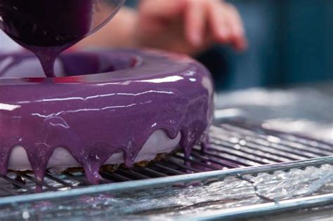 Si cocinas sin él, entonces la guinda será un poco transparente. ⚠️ Cómo hacer GLASEADO ESPEJO para cubrir pasteles ...