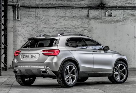 Check out gla 200 urban edition specifications features colours photos and reviews at carwale. 2014 Mercedes GLA India review contemplates price ...