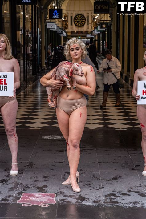 Tash Peterson Sydney Peta Protest Notorious Activist Lies Nearly Naked