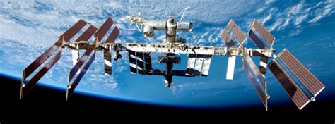 The international space station (iss) is a modular space station (habitable artificial satellite) in low earth orbit. DLR_next - Du willst live zur ISS schalten? Klar doch!
