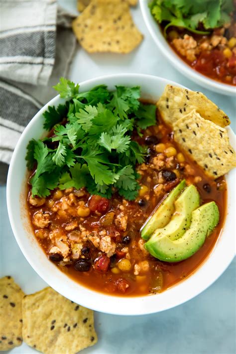 A great weeknight dinner recipe. Healthy Taco Soup {Easy to Make} - Kim's Cravings