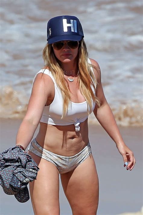 hilary duff in bikini at the beach in maui gotceleb