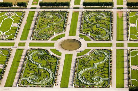 Haus und garten service haustiere für den garten hang abfangen garten hangs garten mörlenbach heizstrahler garten gärten des jahres halloween deko garten selber. Hannover, Schloss Herrenhausen, … - Bild kaufen - 10297144 ...