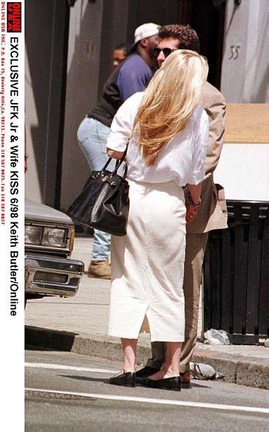 style icon the timeless looks of carolyn bessette kennedy