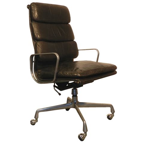 (there's also the option to. Ray And Charles Eames Desk Chair With Soft Pads | Modernism