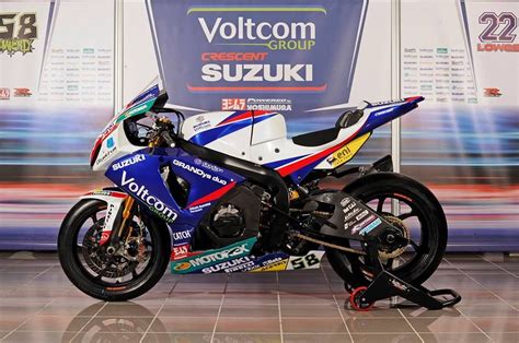 Superbike racing is a category of motorcycle racing that employs modified production motorcycles. Suzuki GSX-R 1000 Superbike WM Pannoniaring Rundenrekord ...