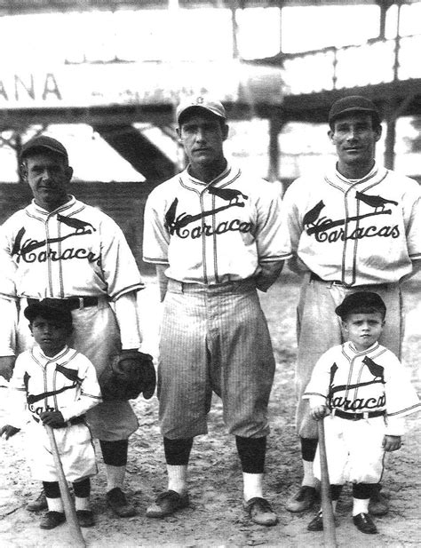 El equipo venezuela fue un club de béisbol profesional venezolano que participó desde la fundación de la liga venezolana de béisbol. ExpresiónVenezuela: Foto del equipo de Béisbol Cardenales ...