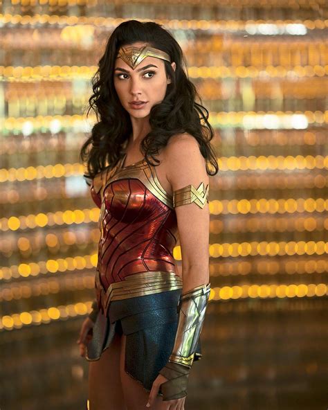 And greatness is not what you think.. The new 'Wonder Woman' movie is set in awesome 1984 | The Star
