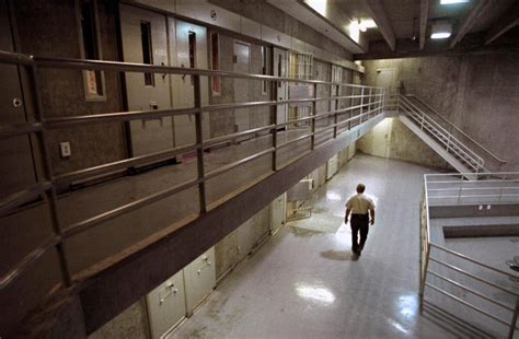California Prison Guard Died After Reporting Corruption Ap News