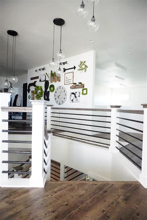California modern farmhouse home tour | modern staircase. Beautiful Homes of Instagram - Home Bunch Interior Design Ideas
