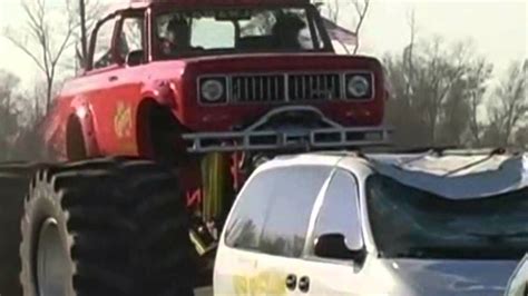 Offroad Truck With Tank Treads Drag Race Compilation 2015 Youtube