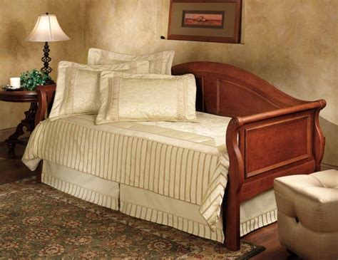 Hillsdale Jasmine Daybed With Trundle 1119dbt