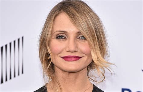 Cameron Diaz Looks Fresh Faced On Her New Book Cover Cameron Diaz Just Jared
