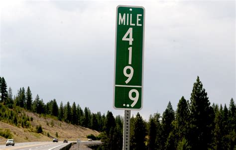 Idaho Replaces 420 Mile Marker With 4199 Sign