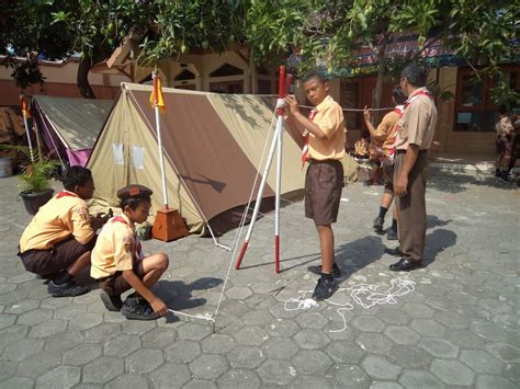 Kepramukaan Ekstrakurikuler Wajib Di Sekolah Pramuka Wonogiri