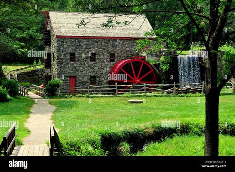 Sudbury Massachusetts The Old Stone Grist Mill Stock Photo Alamy