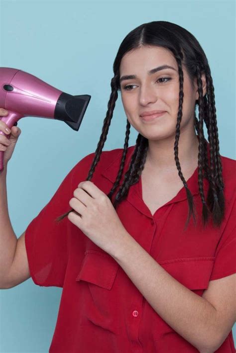 Crimped Hair Tutorial Plus 12 Looks To Inspire All Things Hair Us