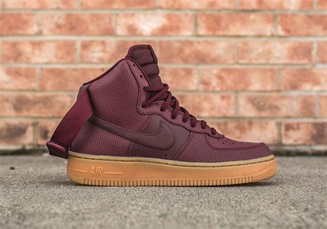 Nike Wmns Air Force 1 High Se Night Maroon Wave®