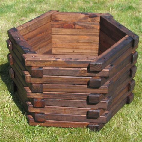 54 Amazing Wooden Garden Planters Ideas You Should Try - ROUNDECOR