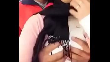 شاب مصري يزنق صديقتو ويقفش فيها وينكها XVIDEOS COM