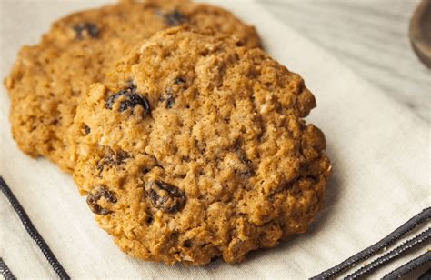 1 tablespoon soy milk, more as needed. Very Low-Fat, Low-Calorie Oatmeal Raisin Cookies Recipe ...