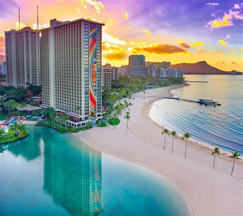 Hilton Hotel Honolulu Rainbow Tower