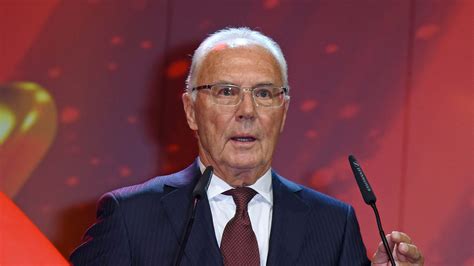 Franz Beckenbauer: Erschreckende Beichte! So schlecht geht es ihm ...