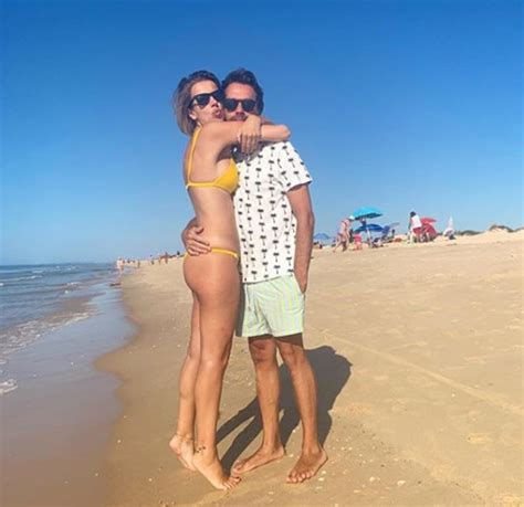 Uma das mais famosas bloggers de portugal e a que mais se conseguiu manter relevante, a pipoca mais doce, teve um verão que deu muito que falar com os seus comentário no big brother, por neles ser muito direta. Pipoca Mais Doce Silicone - Pipoca Mais Doce está infetada ...