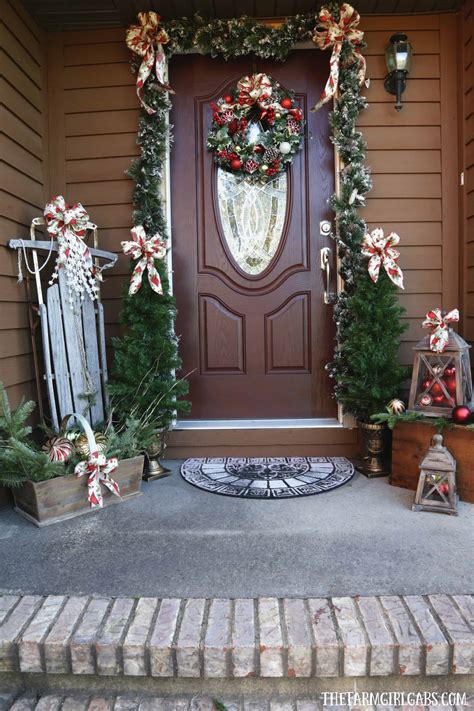 So what kind of items are we talking about? 10 Ways To Decorate Your Porch For Christmas - The Farm ...