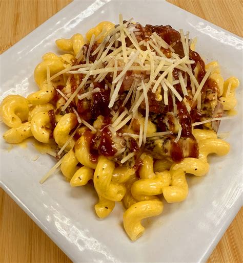Burnt Ends Mac And Cheese Weekly Features Antoinettes Casual Dining