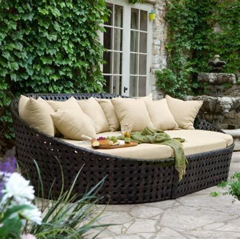 Maybe you would like to learn more about one of these? Comfortable Outdoor Patio Seating With Walter Lamb Lounge ...